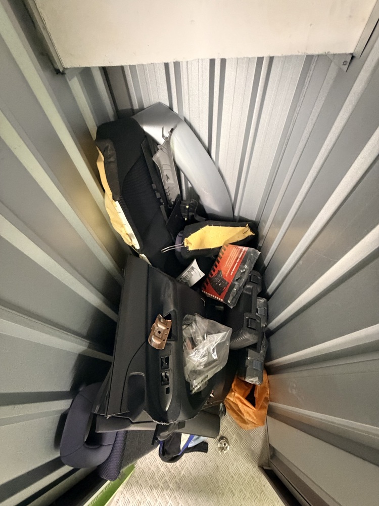 StorageMart Brighton (Crowhurst Rd) storage facility unit auction IB-2980