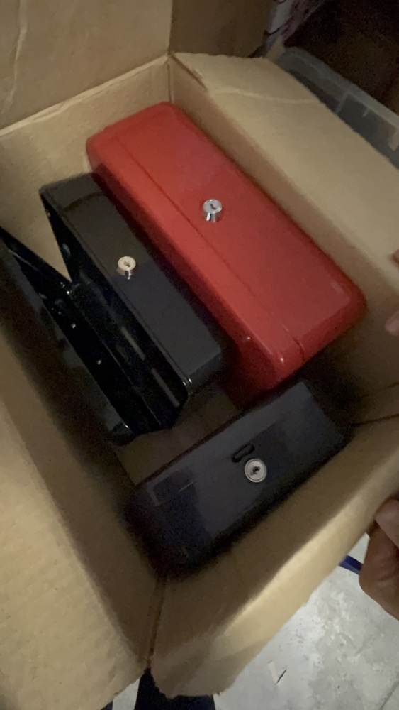 Southampton Storage auction IB-5318 20