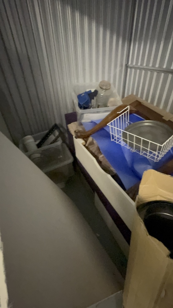 Southampton Storage Facility auction IB-3863
