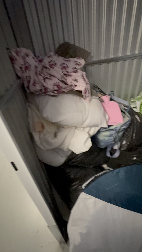 Southampton Self storage unit auction IB-7841 13