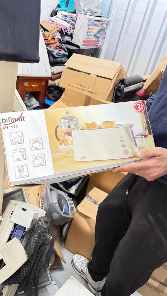 Store that Main Facility storage facility unit auction IB-9717 16