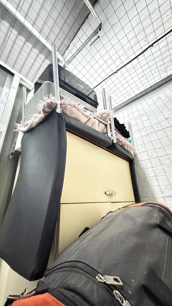 Store that Main Facility storage facility unit auction IB-9717 36