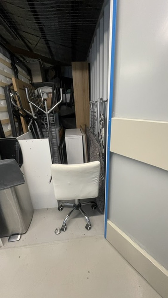 StorageMart Norwich Storage auction IB-2440 10