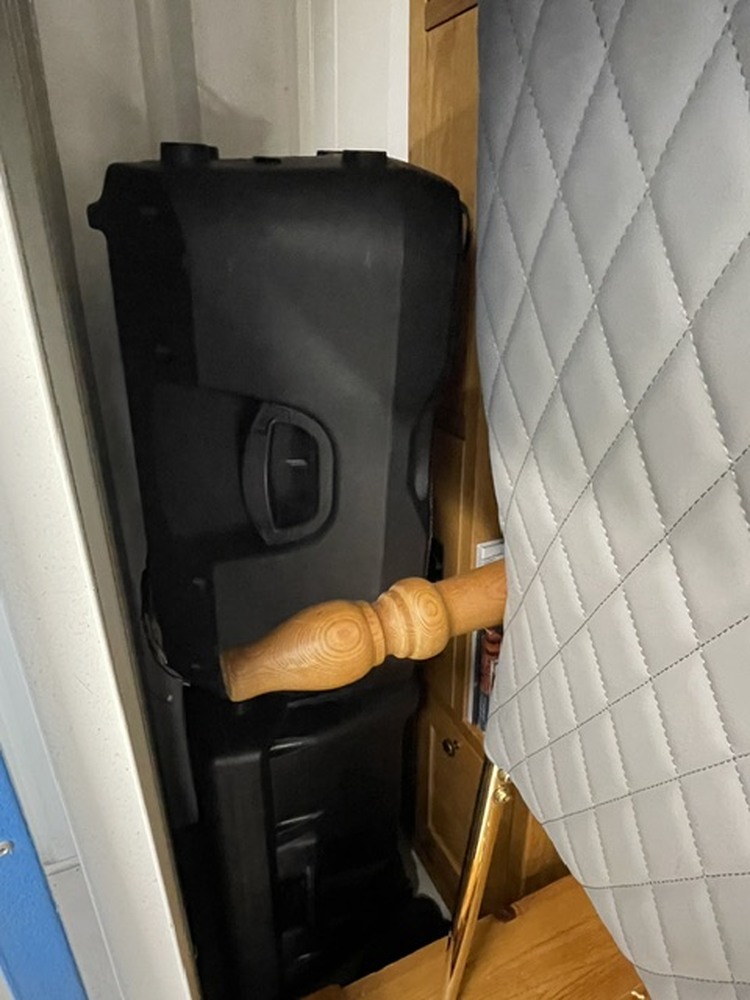 StorageMart Maidstone Self storage unit auction IB-1736