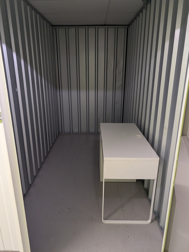 StorageMart Newhaven Storage Unit auction IB-5084