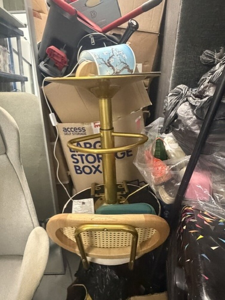 StorageMart Dunstable  Storage Facility auction IB-3359 11