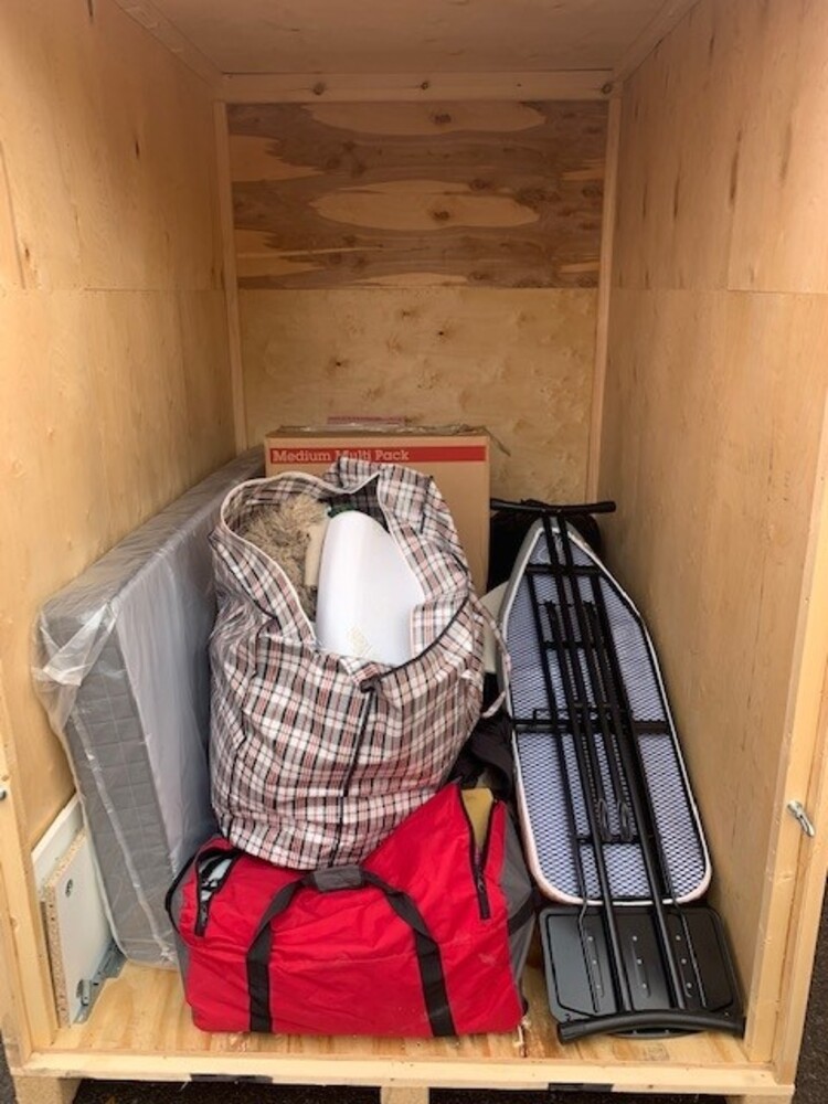 iBidOnStorage.co.uk easyStorage Auction 16656640068499