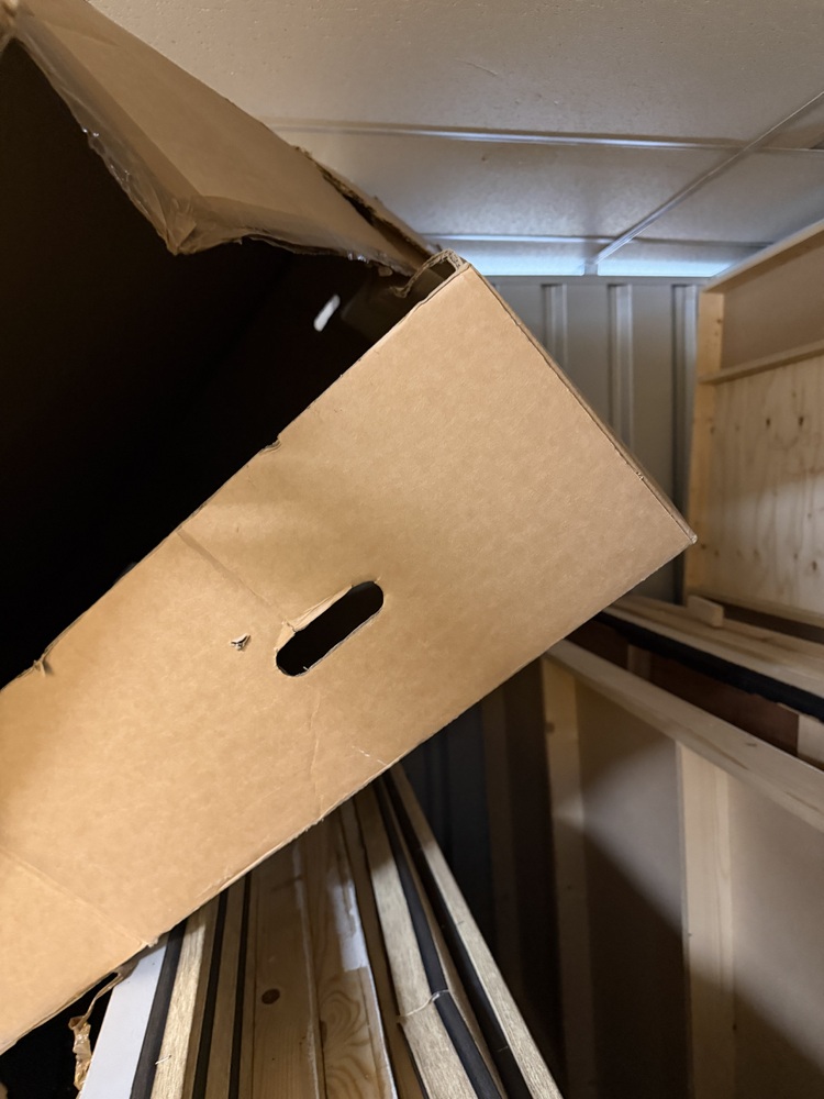 Kings Cross Self storage auction IB-8366