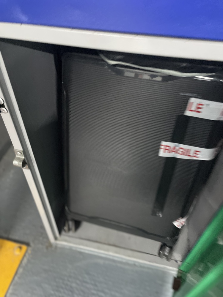 Camden Town Storage auction IB-9371