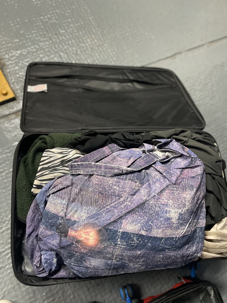 Camden Town Self storage unit auction IB-9371