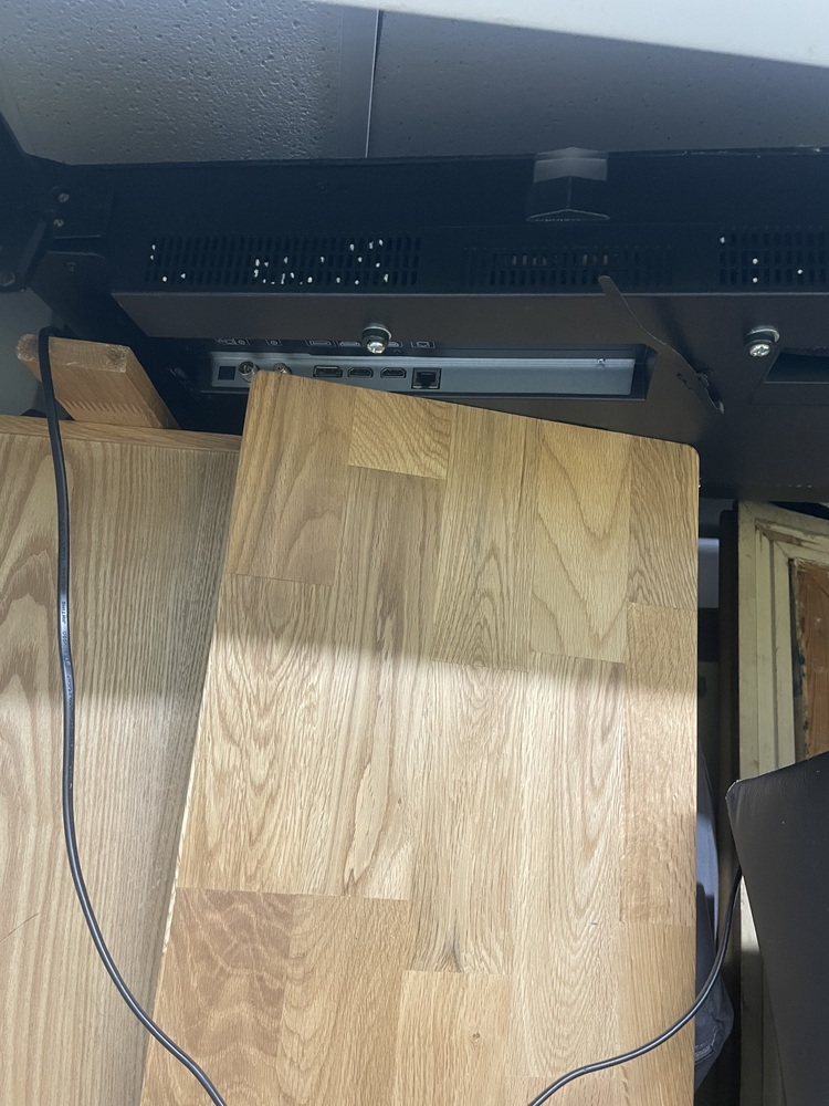 Camden Town Storage auction IB-3585 10