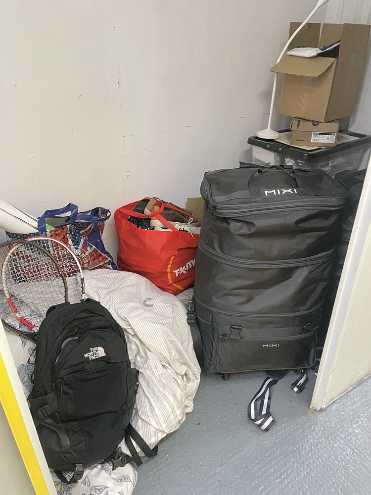 Camden Town Storage auction IB-2552