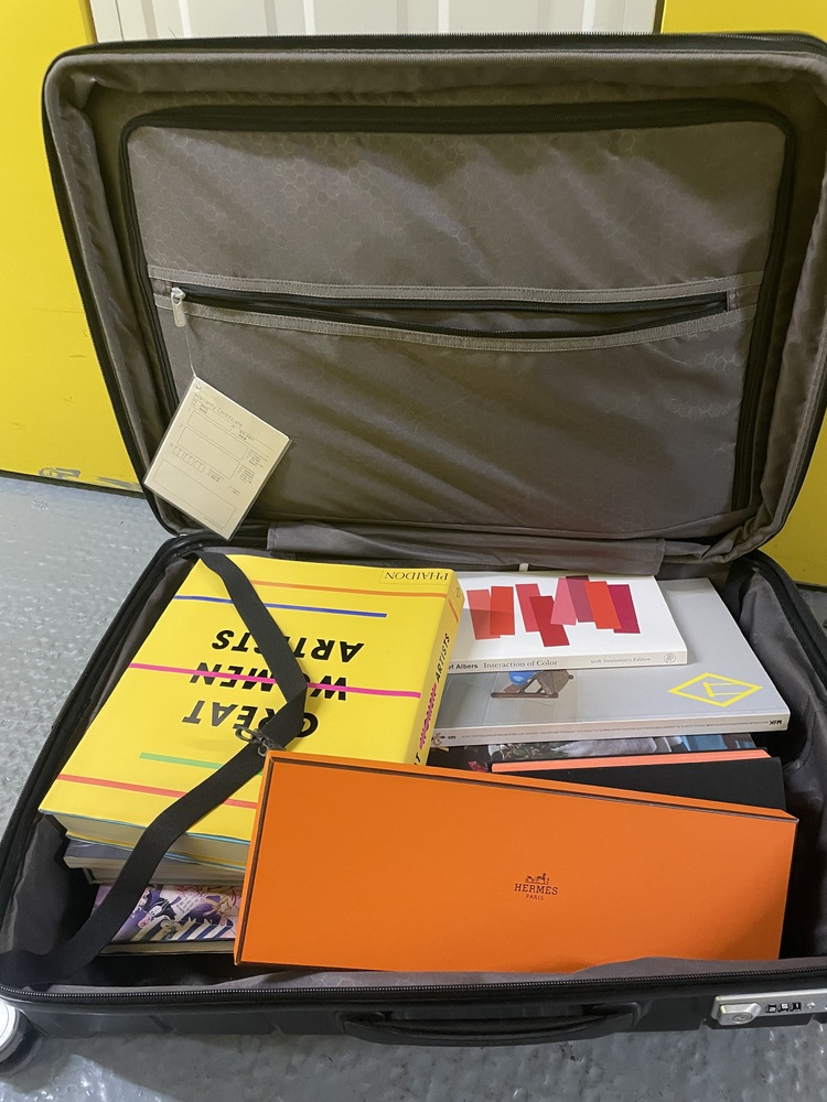 Camden Town Storage Unit auction IB-9811 12