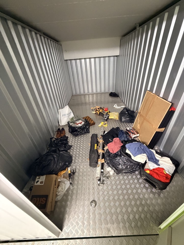 StorageMart Brighton (Crowhurst Rd) Storage auction IB-2546