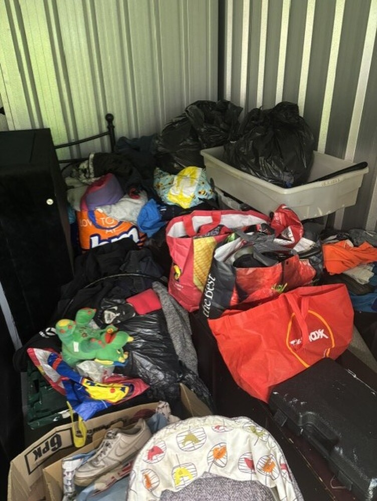 StorageMart Ipswich Self storage auction IB-1166