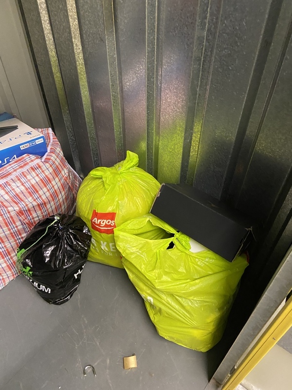 iBidOnStorage.co.uk Access Self Storage Auction 16660204376923