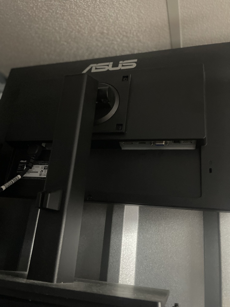 Bow Storage Unit auction IB-6618 12