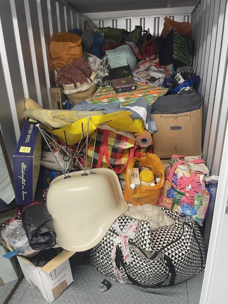 Bow Self storage unit auction IB-6741