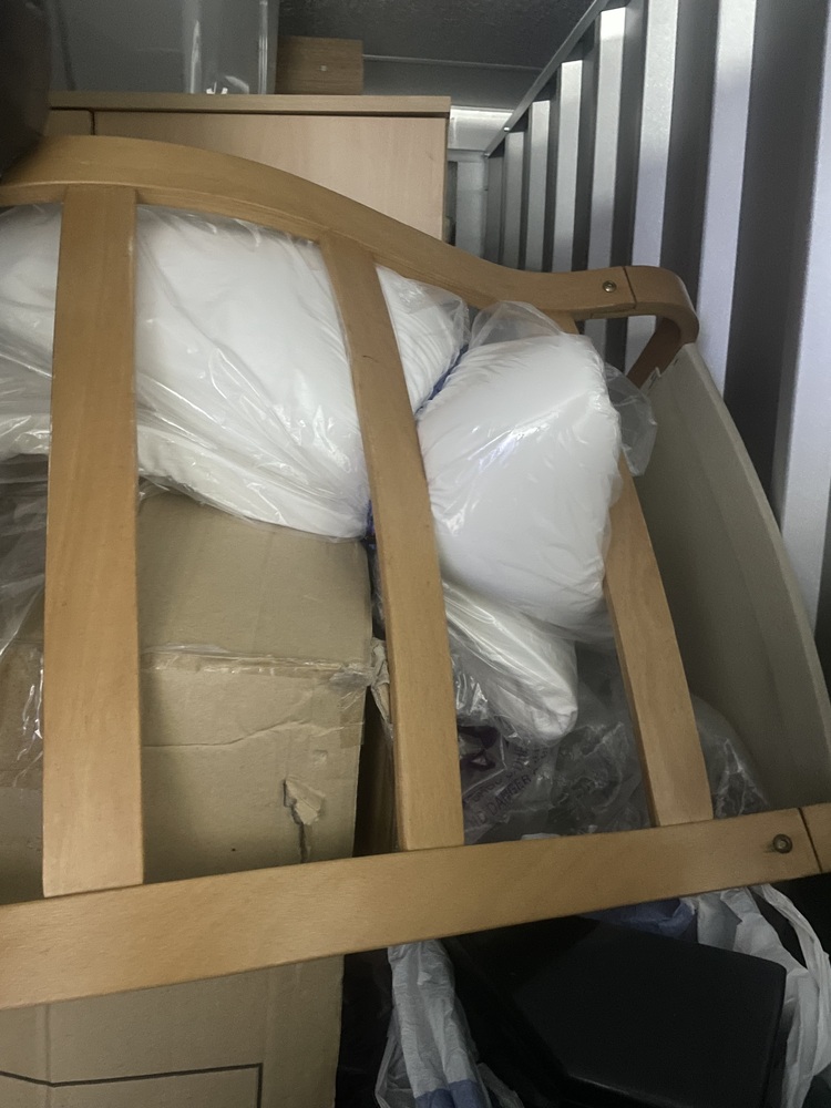 Bow Storage Unit auction IB-9563