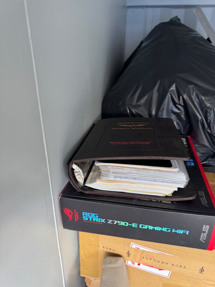 StandBy Self Storage Croydon Storage auction IB-6833