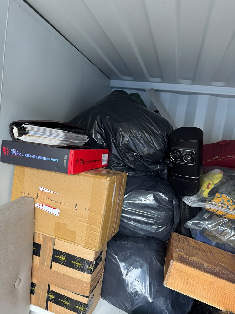StandBy Self Storage Croydon Self storage unit auction IB-6833 13