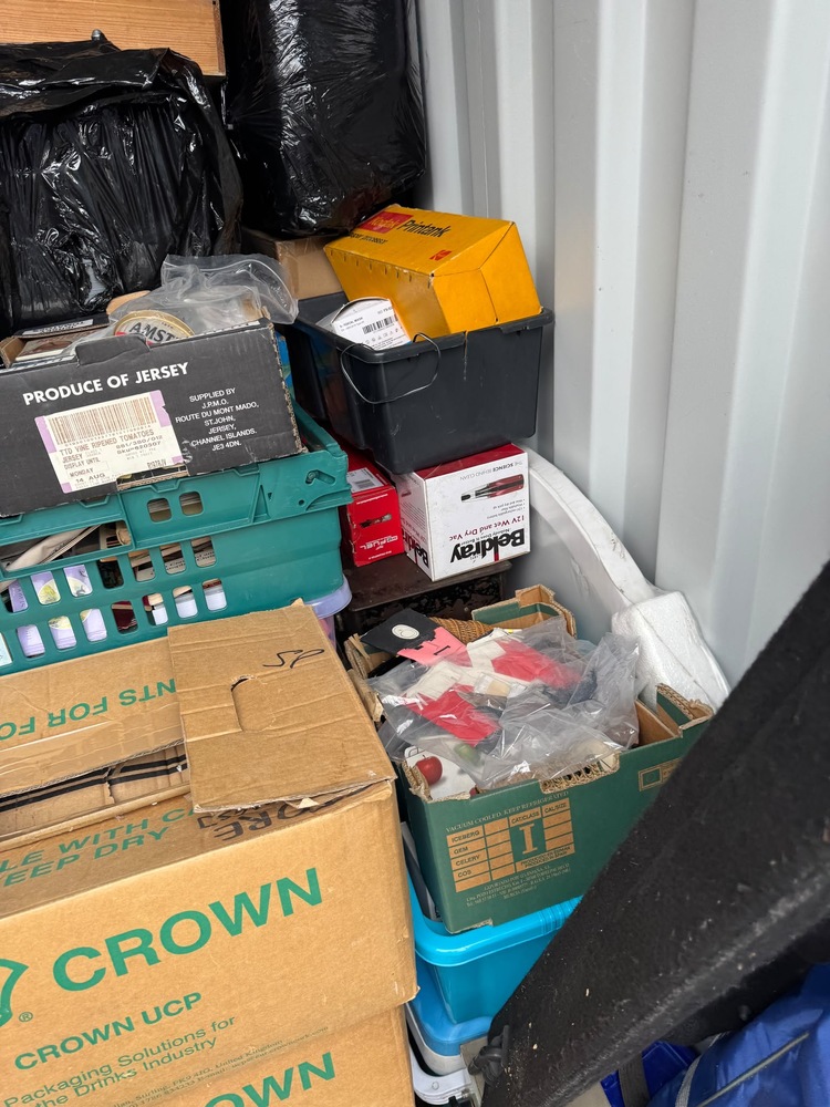 StandBy Self Storage Croydon Storage Unit auction IB-6833 32