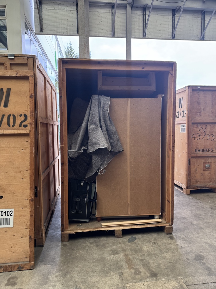 Kellys Storage Guildford Storage Unit auction IB-5539