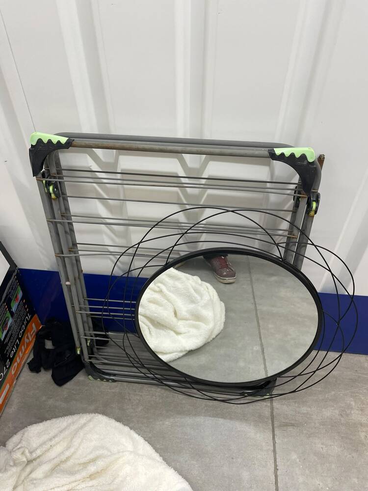 Ipswich Storage auction IB-8465