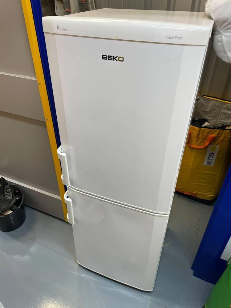 Ipswich Self storage unit auction IB-7751 13