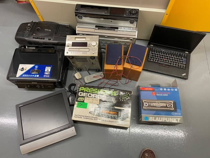 Ipswich Self storage unit auction IB-3540