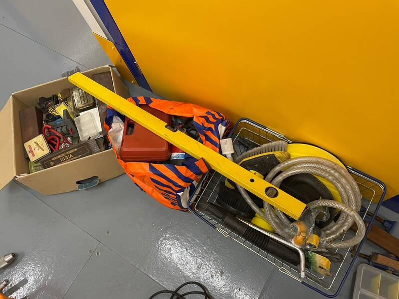 Ipswich Self storage auction IB-7500 24