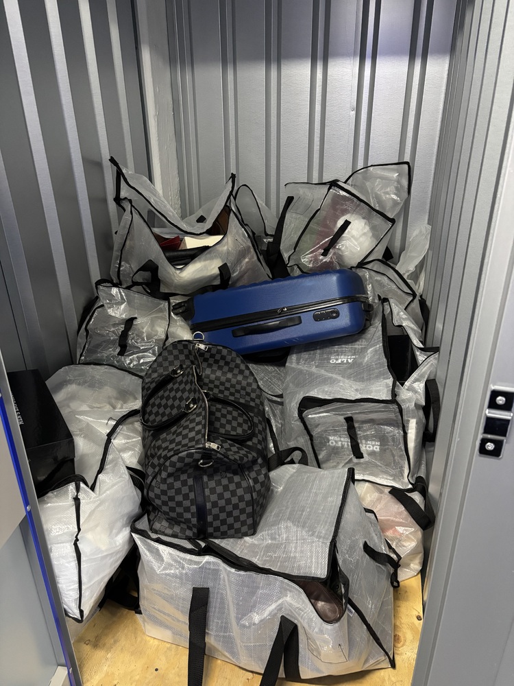 Paddington Storage Unit auction IB-2229 22