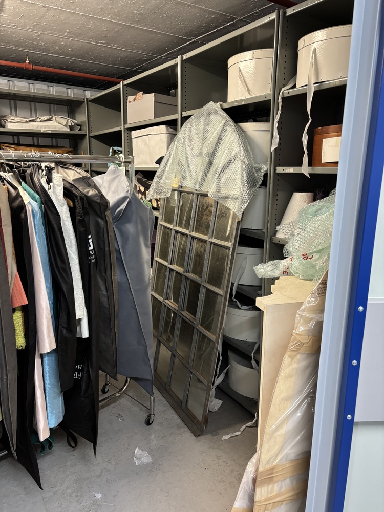 Paddington Storage Unit auction IB-8710 32