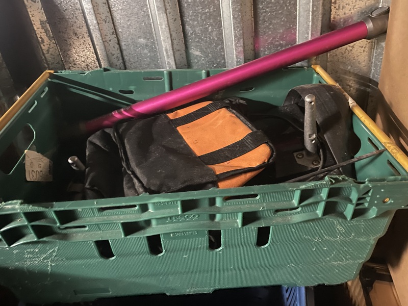 Enfield storage facility unit auction IB-6592