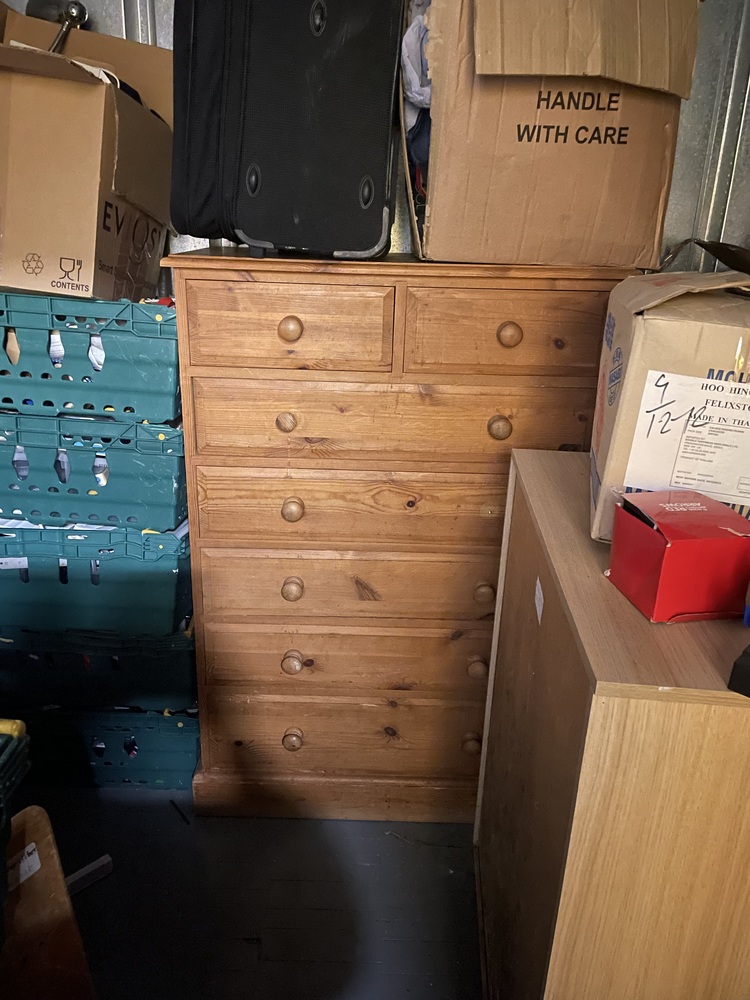 Enfield Storage Unit auction IB-6592 12