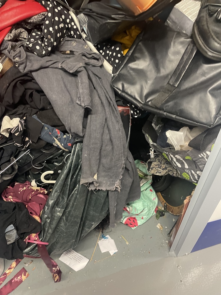 New Southgate (Bounds Green) Storage auction IB-1297