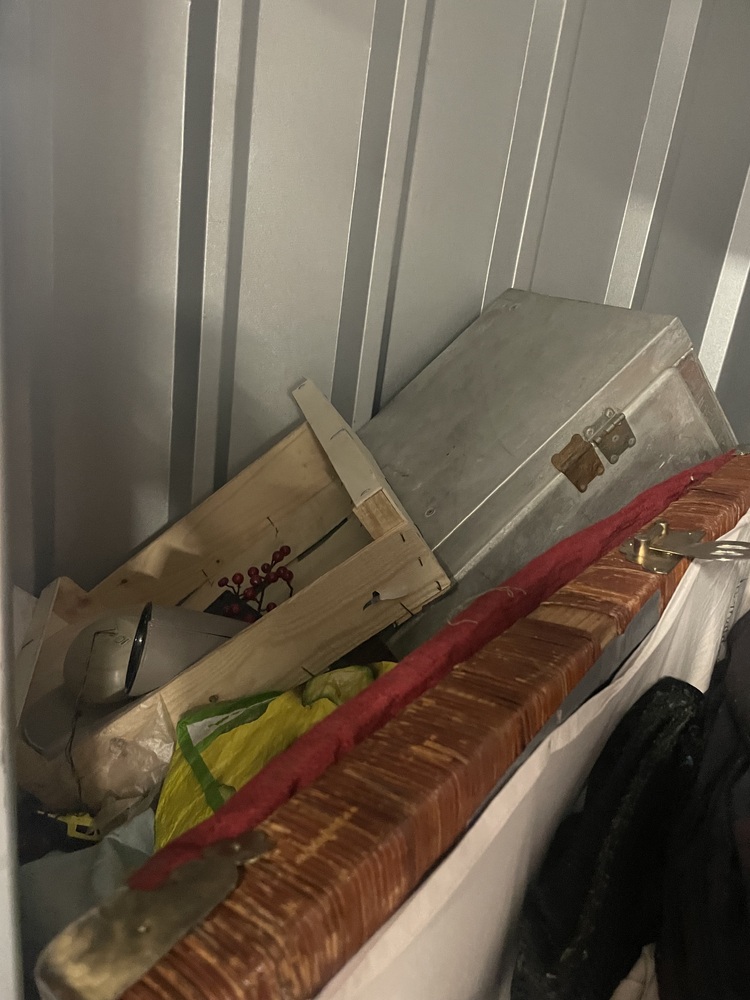 New Southgate (Bounds Green) Self storage auction IB-1297
