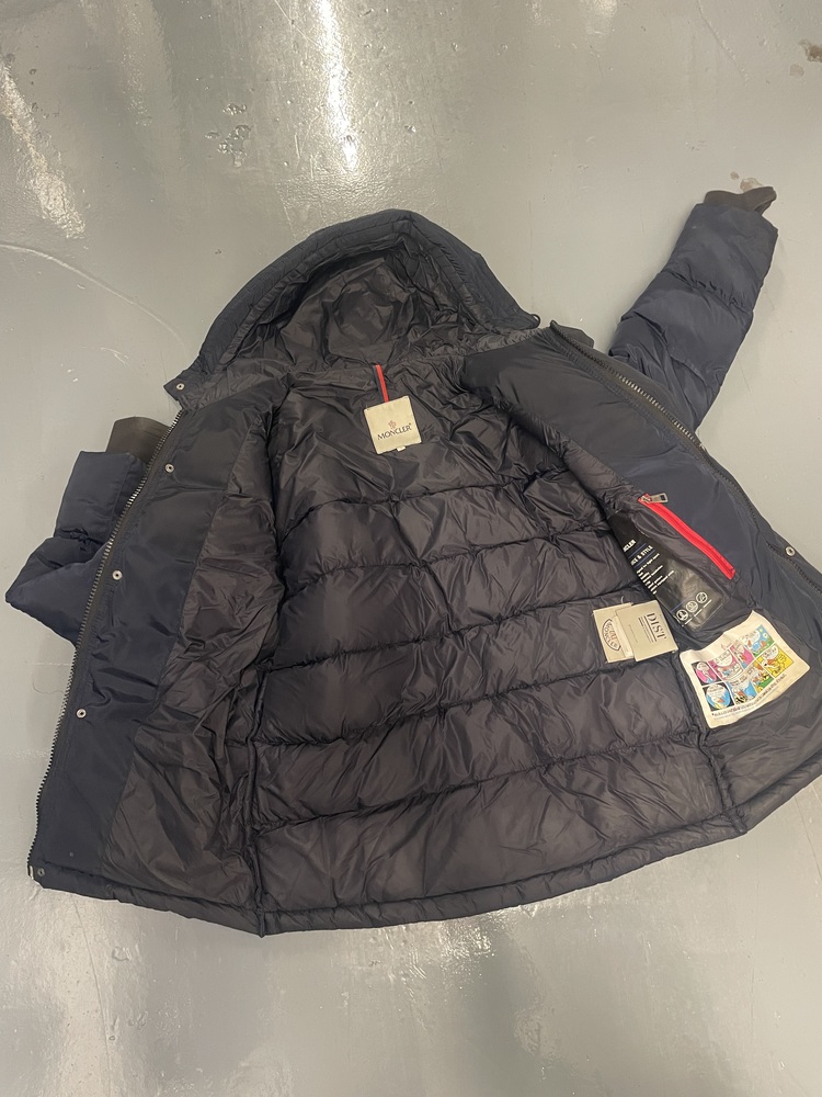 Edgware Self storage facility auction IB-7396