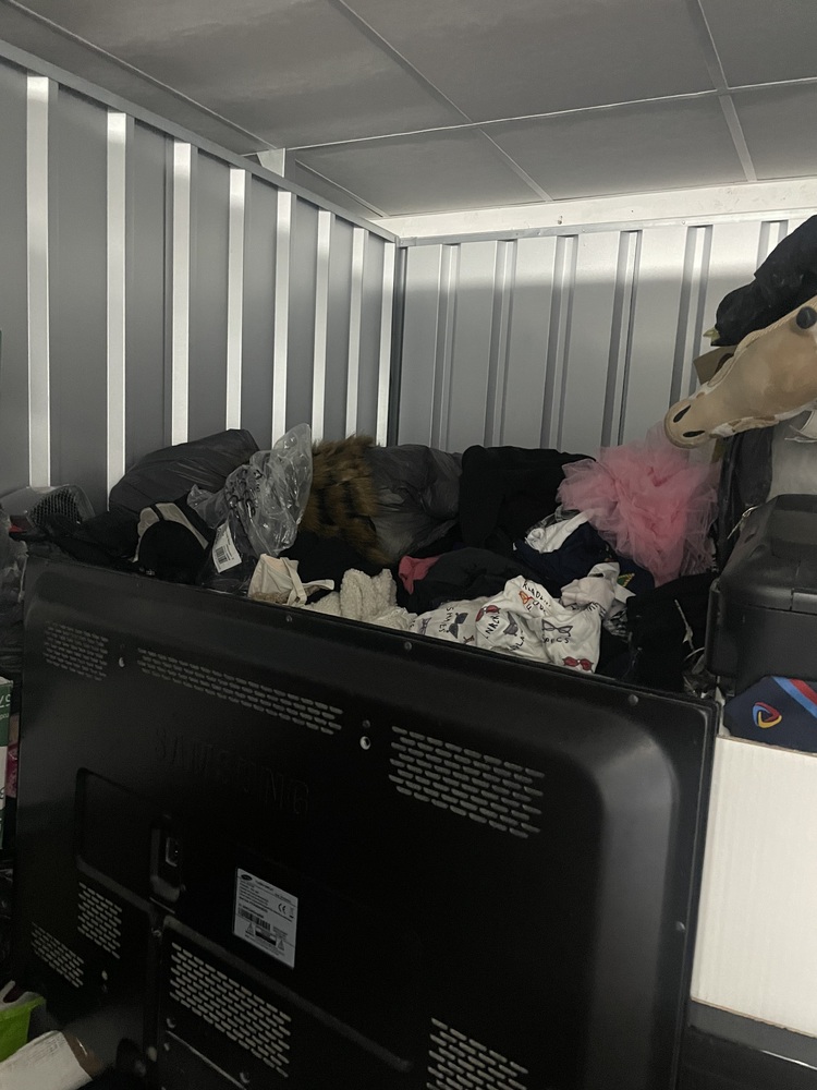 Edgware Storage auction IB-1327 10