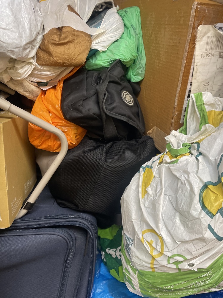 Charlton storage facility unit auction IB-1361