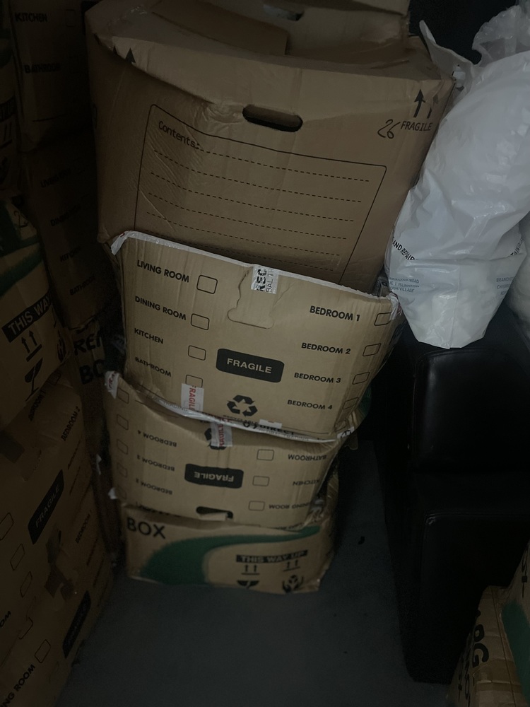Mitcham Self storage unit auction IB-3031