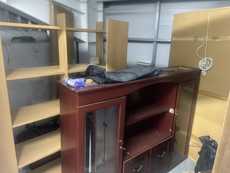 Carshalton Storage Facility auction IB-9297