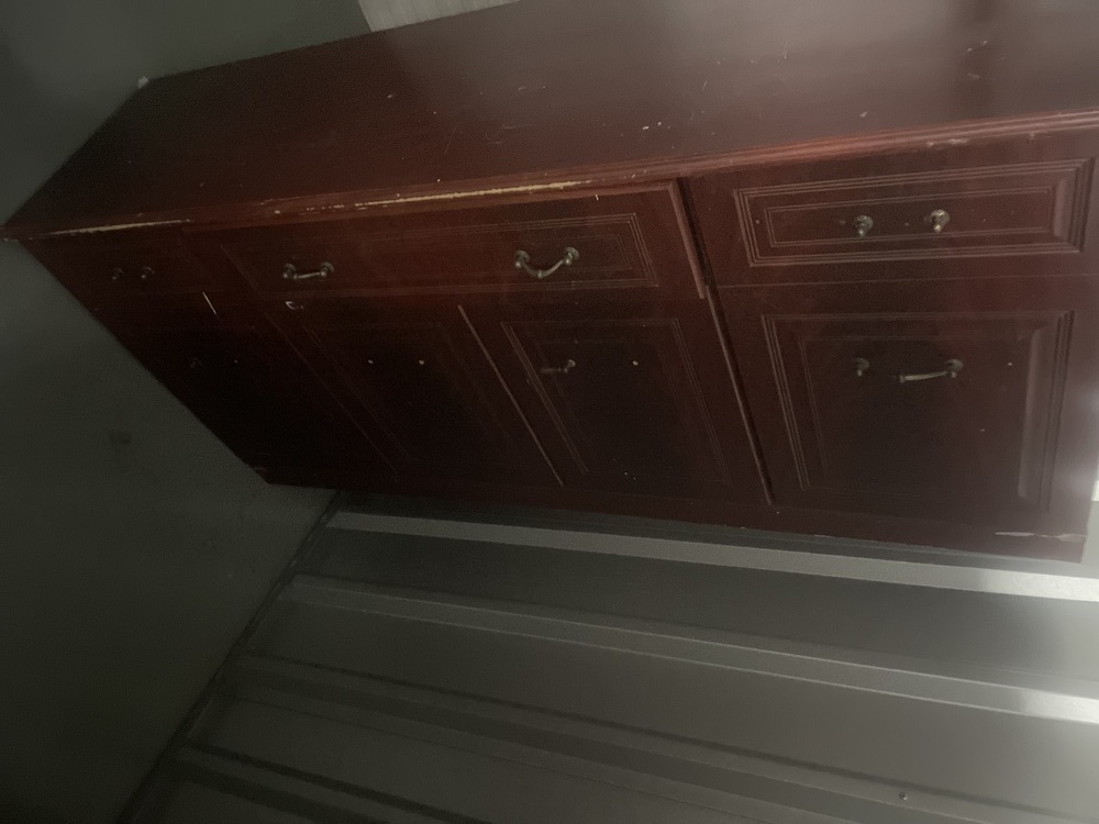 Carshalton Self storage auction IB-9297