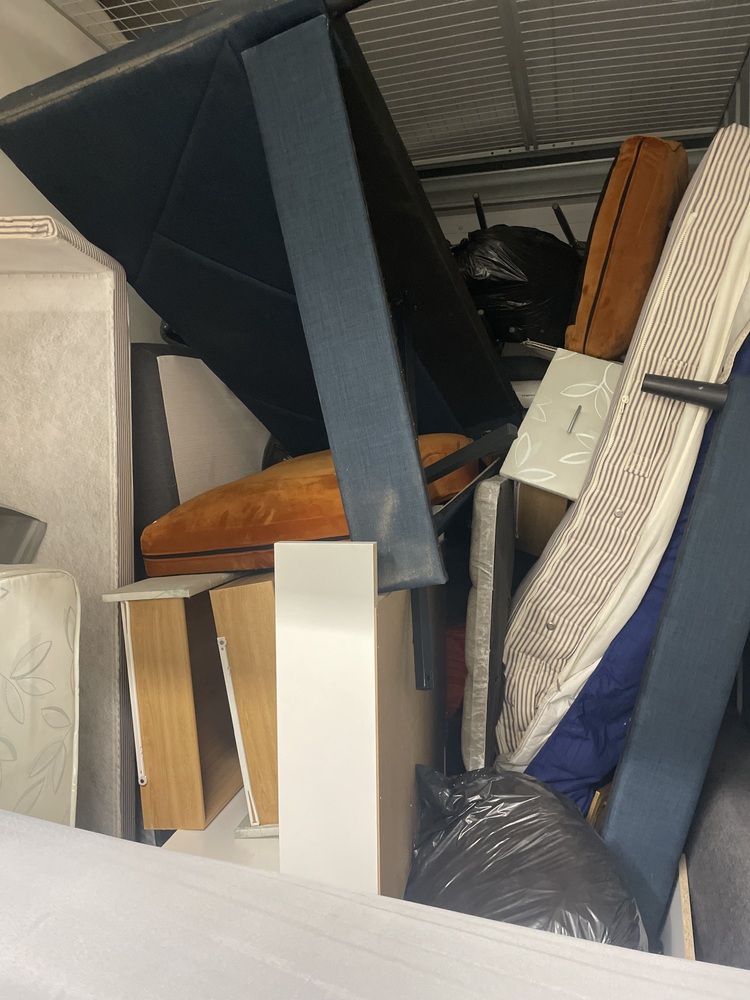 Charlton Storage Unit auction IB-6034 12