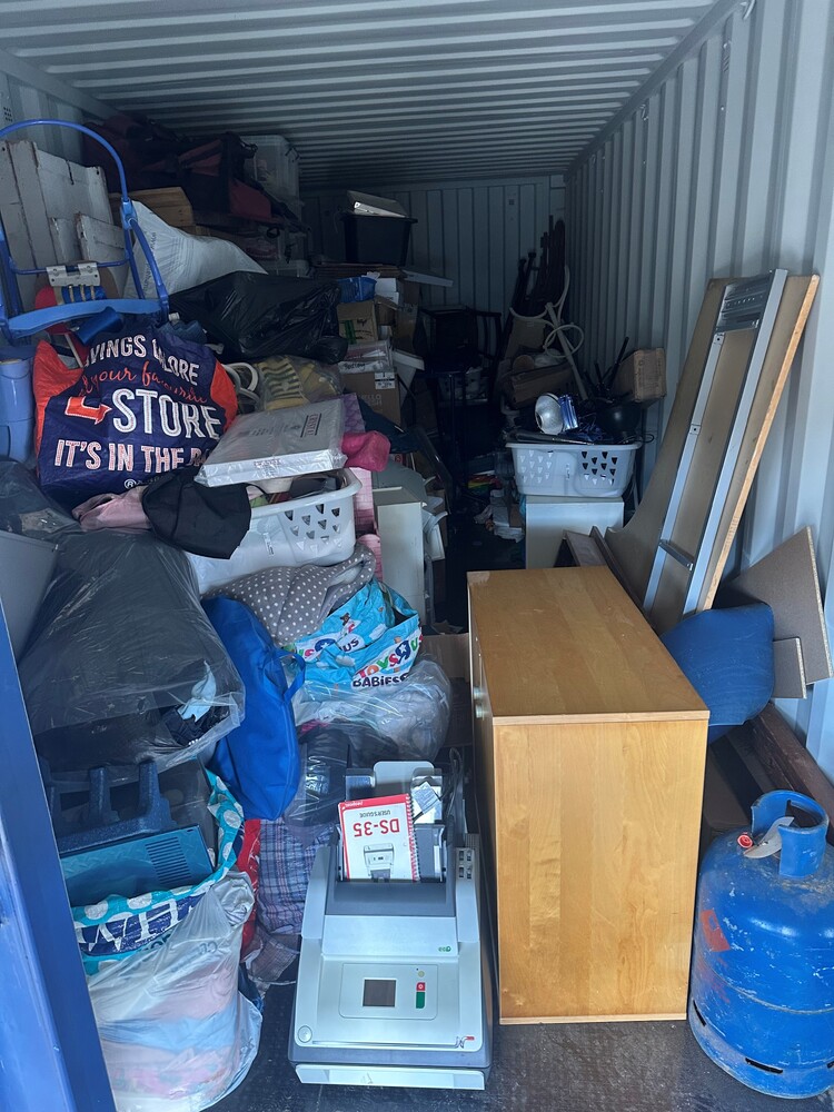 North Herts Storage Storage auction IB-8025