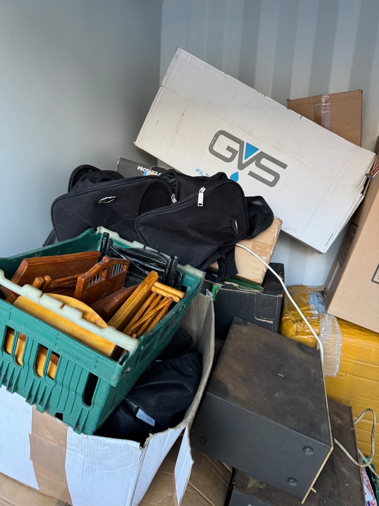 StandBy Self Storage Croydon Storage Unit auction IB-8872