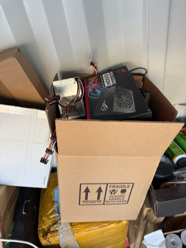StandBy Self Storage Croydon Storage auction IB-8872 20