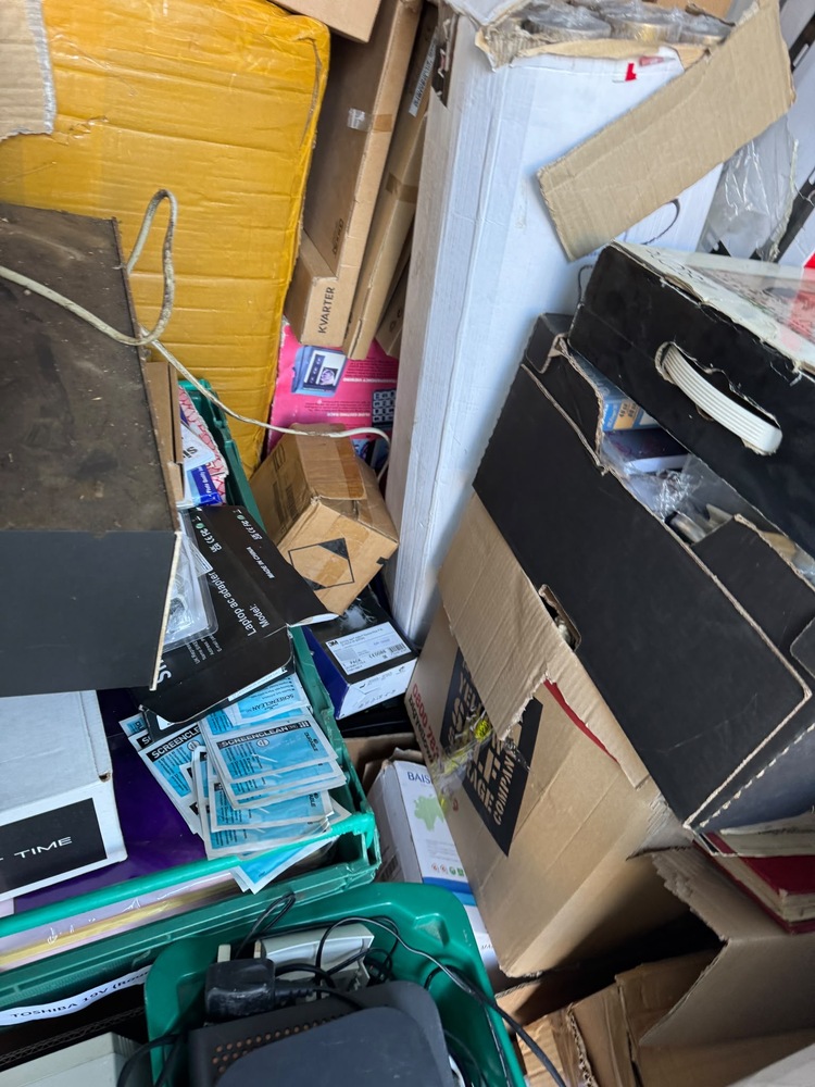 StandBy Self Storage Croydon Self storage unit auction IB-8872 23