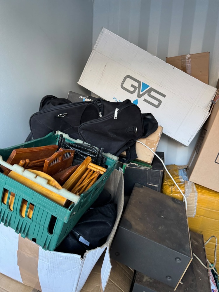 StandBy Self Storage Croydon Storage auction IB-8872 30