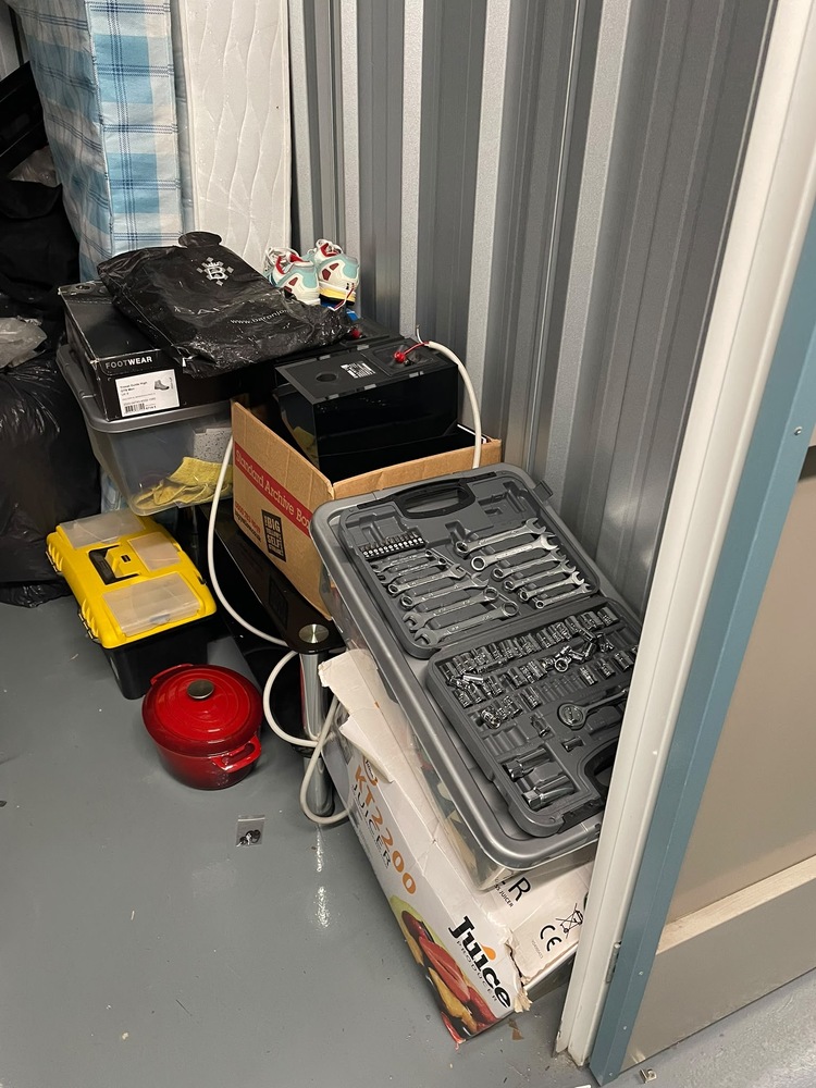 Reading Storage auction IB-4209